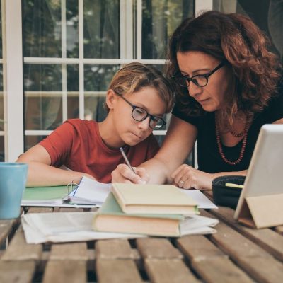 How to Help Your Child Adapt to Homeschooling