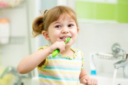 Tips for Teaching Your Kids Oral Hygiene Habits